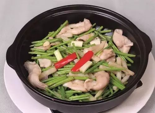 【巧手粵菜】蘆蒿生啫肚尖
