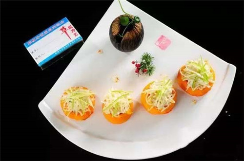 【創新涼菜】金瓜醬椒鮰魚肚絲