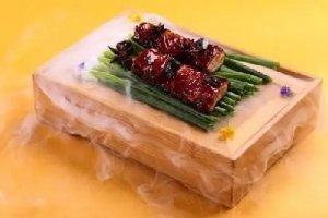 黑蒜叉燒