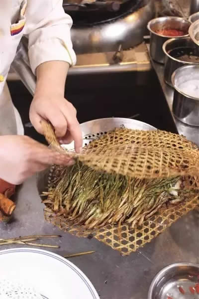 【招牌菜】蔥烤鴉片魚