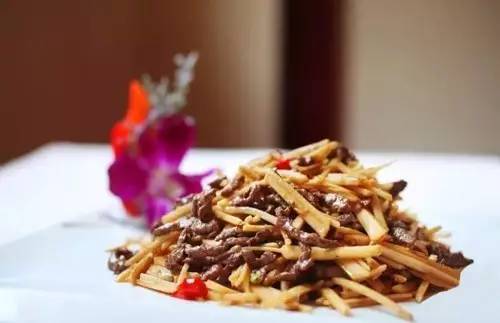 【湘菜】酸芋頭炒驢肉絲