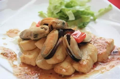 【粵菜】泰醬半煎燜青口豆腐