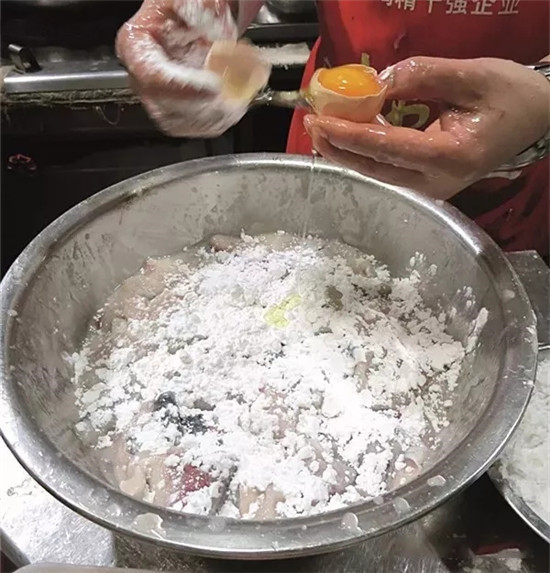 【熱賣菜】蔥香咖喱魚