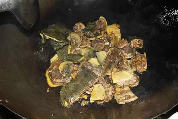 【熱賣菜】水潤大甲魚
