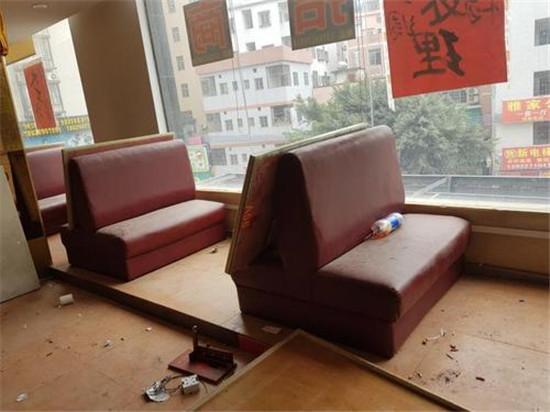 復業后，有的餐廳老板為什么不再請廚師？