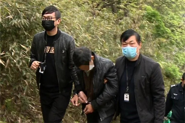 用“地溝油”熬底料，廚師被判刑事責任！按從犯處理！坐牢+罰款！