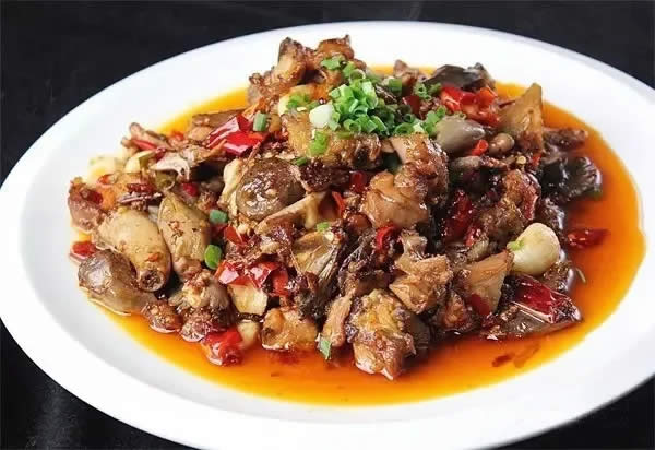 【熱賣菜】酸辣蘿卜菌子雞