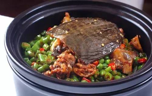 【家常菜】醬香青椒爆甲魚