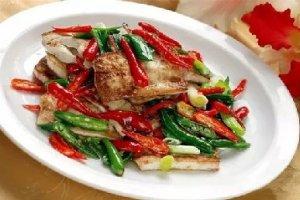 尖椒炒老豆腐