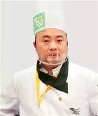 【招牌菜】鮮鮑芋兒雞（位上）