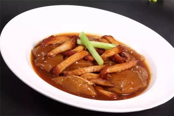 【創(chuàng)新粵菜】蔥燒柚皮燒腩