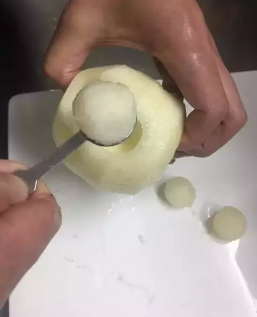 【創新涼菜】火龍果汁潤雪梨