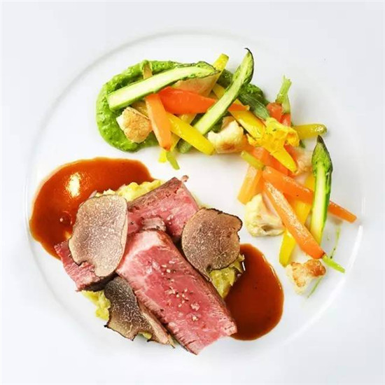 【家常菜】勃艮第燉牛肉