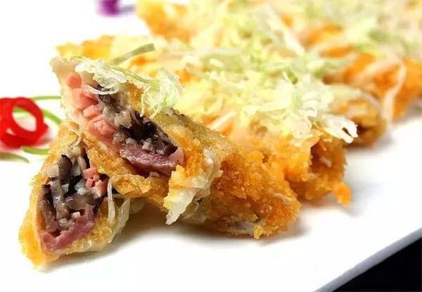 【創新西餐】沙律牛肉卷