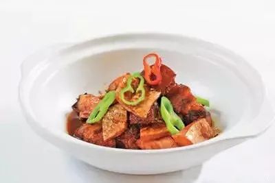 【家常菜】草魚燒土豬肉