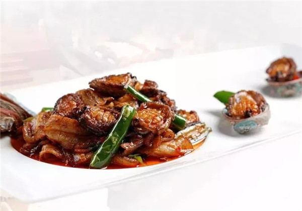【酒樓菜】尖椒黑豚肉炒鮮鮑