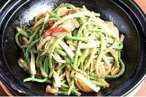 杏鮑菇相遇豇豆