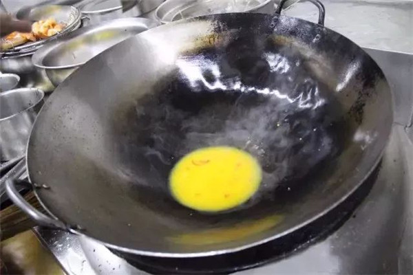 【粵菜】雙椒蝦拼好味腸頭