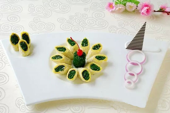 椰絲鹽蒿卷的做法