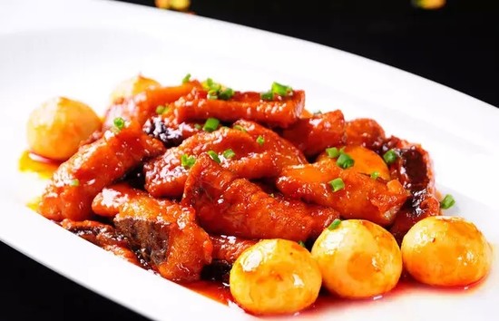 【鰱魚】夏季養(yǎng)顏補腦佳品——鰱魚