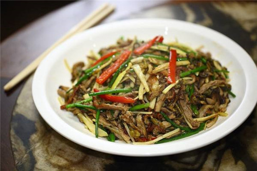 營養豐富又好吃，難怪廣東人這么喜歡吃禾蟲！