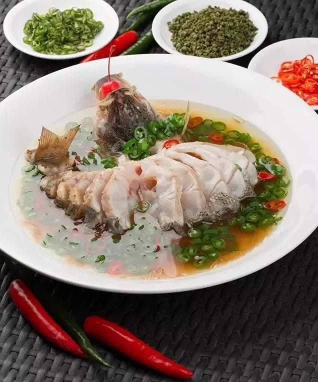 【創新菜】椒香鱸魚