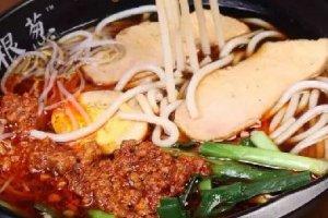 鹵肉米線