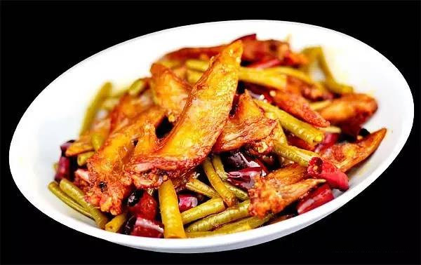 【融合菜】老壇豇豆煸雞翅