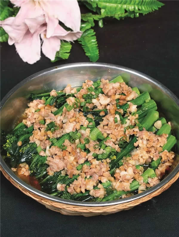 【家常菜】咸菜豬肉蒸菜心