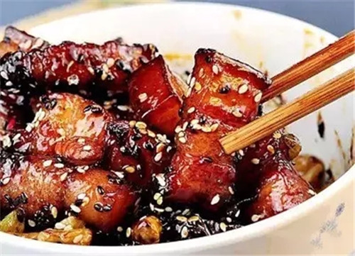 【家常菜】焦糖八寶紅燒肉