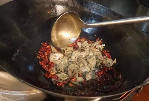 【創(chuàng)新菜】辣子羊肺