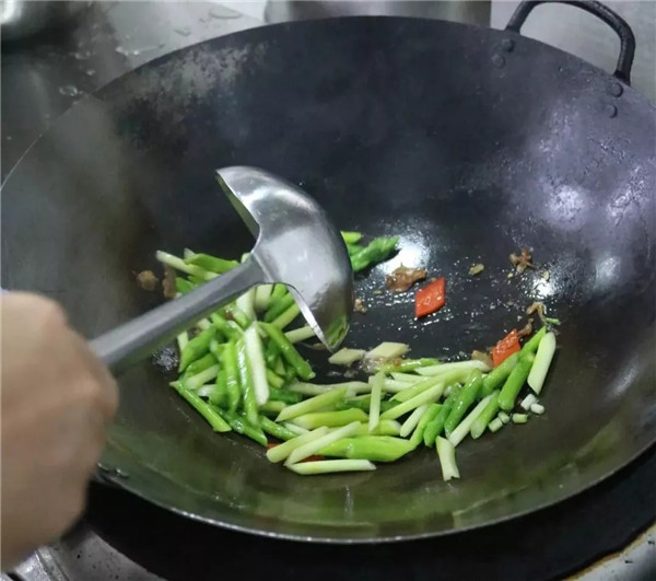 【創新菜】香草海蟹鉗肉