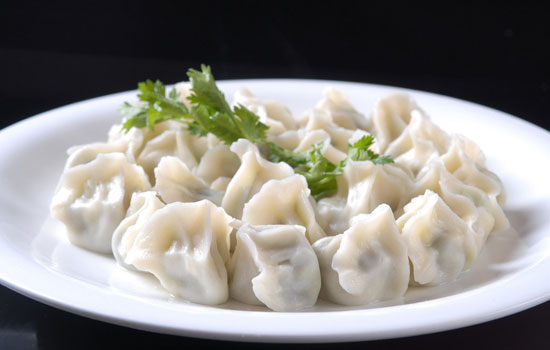 五色韭菜餃子的做法