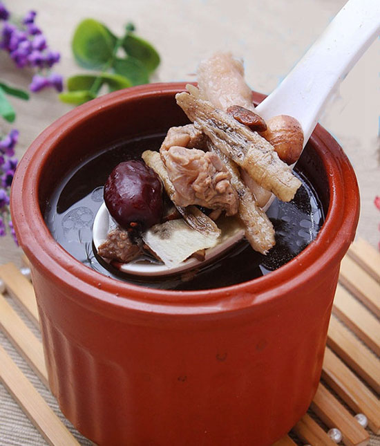 金錢草玉米須瘦肉湯的做法