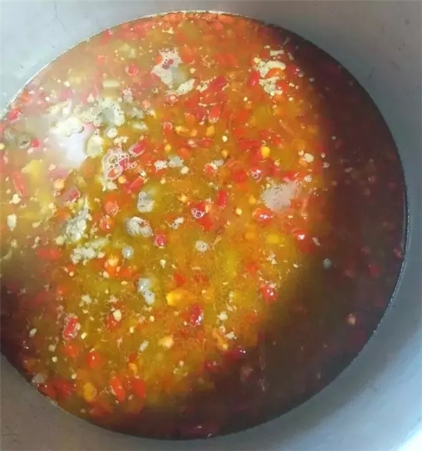 【熱賣菜】鐵雞斗魔椒
