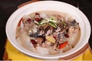 冬天做一鍋“魚羊鮮”，那叫一個鮮啊……