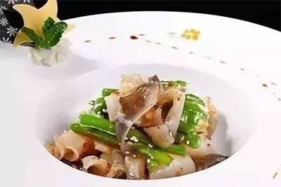 【涼菜】涼拌河豚皮