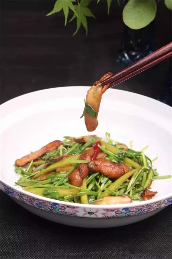 【創(chuàng)新菜】干煸松茸