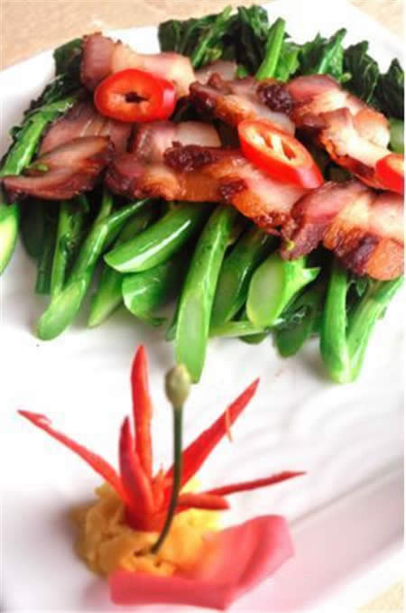 【家常菜】臘肉炒芥蘭苗