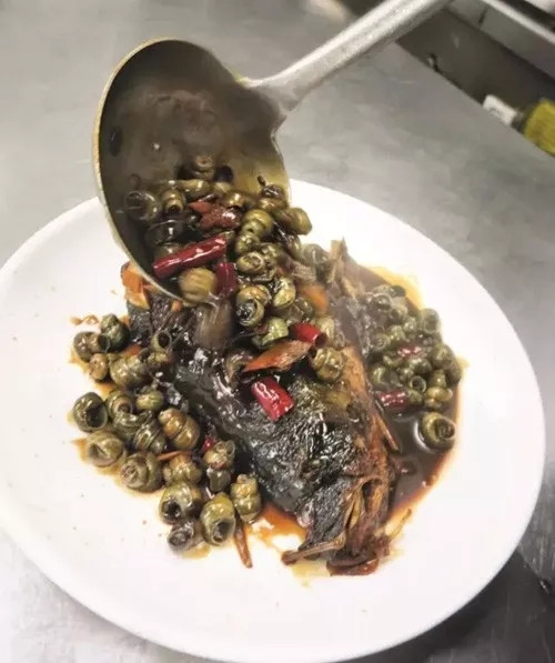 【熱賣菜】螺螄魚頭