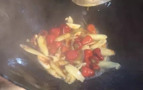 【毛利菜】泡椒羊腸