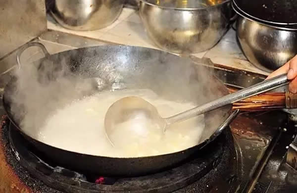 【鄉(xiāng)土菜】面塊煮雞腎