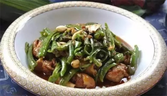 【湘菜】擂辣椒燒豬腳