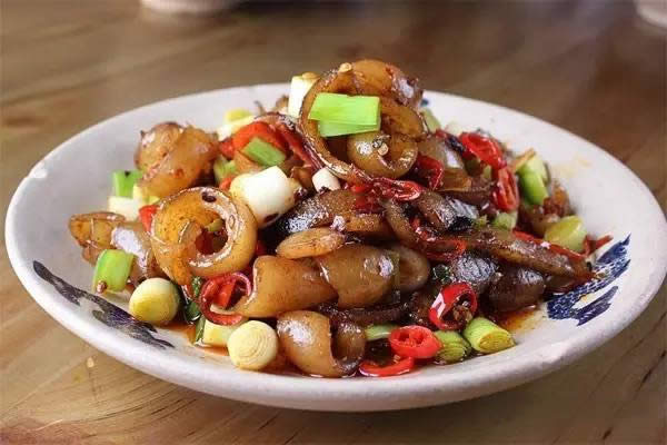 【鄉土菜】小炒鹵豬皮