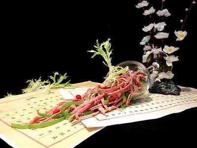 【創(chuàng)意涼菜】燒椒手撕驢肉