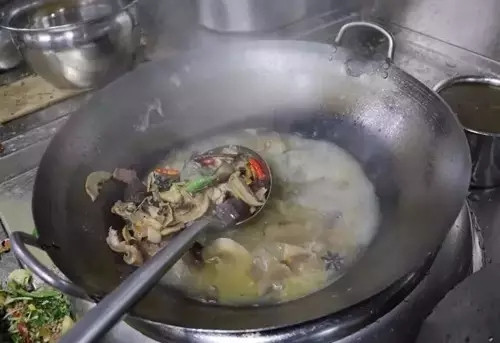 【創(chuàng)新菜】酸木瓜燉雞