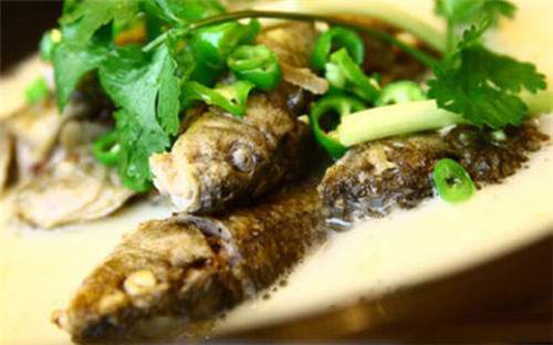 充滿農家風味的貢品食材，它的肉有禾花香！