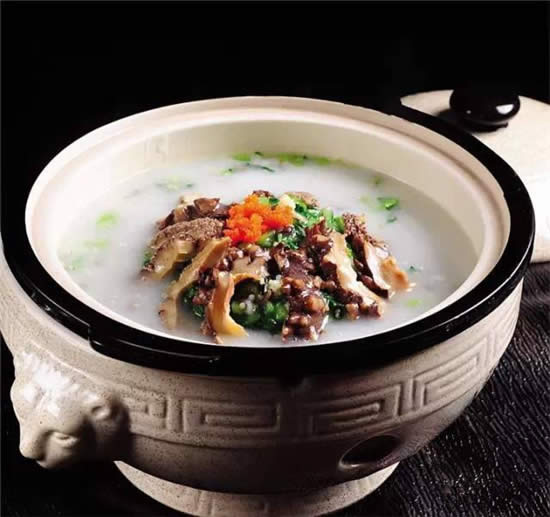 【家常菜】薏米煮梅花參