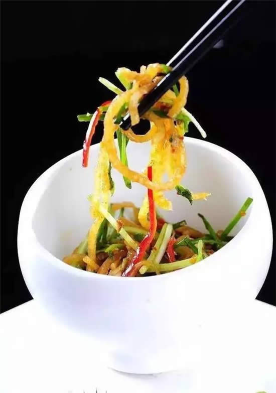 【涼菜】農家小蔥拌皮絲
