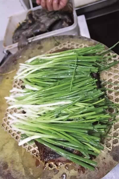 【招牌菜】蔥烤鴉片魚